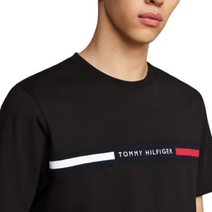 Camiseta Tommy Hilfiger Chest Insert Masculina - Original.
